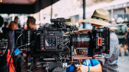 Jak zacząć przygodę z filmami dokumentalnymi i naprawdę się w nie wciągnąć