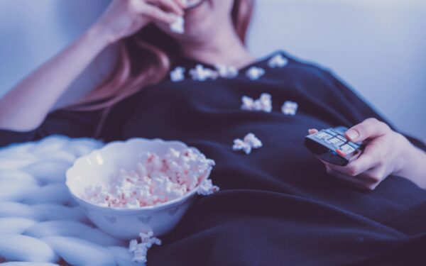 Najlepsze filmy fantasy na leniwy dzień w domu: 9 wciągających światów dla każdego widza