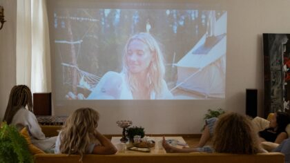 Dlaczego powracamy do tych samych filmów: mała psychologia rewatchu